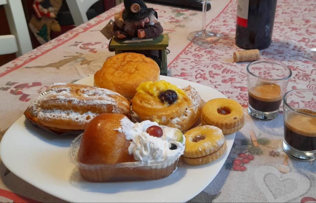 In Vino Veritas Sulmona Buitenkant foto