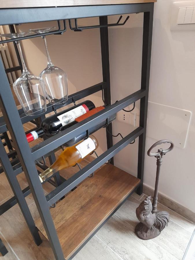 In Vino Veritas Sulmona Buitenkant foto